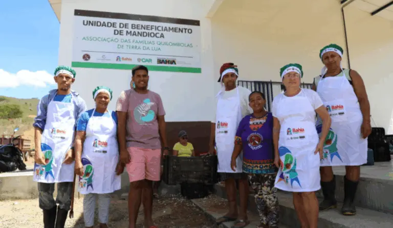 Agroindústria possui motocultivador, equipamentos para processamento de mandiocaFoto:
