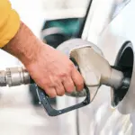 O volume de etanol hidratado comercializado pelas usinas de São Paulo cresceu 23,6%, enquanto o preço do etanol recuou 2,12%, fechando abril a R$ 2,7253 por litro