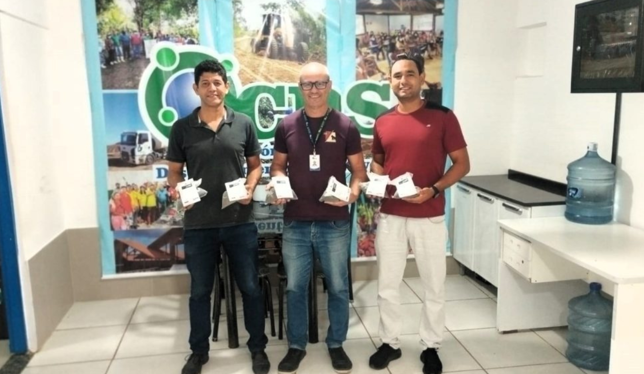 A Prefeitura de Itabuna (BA), através da Secretaria de Agricultura e Meio Ambiente (SEAGRIMA), realizou na última sexta (16), a entrega da coleta de amostras de solo feitas em terras de agricultores familiares do município, com objetivo de distribuir calcário nas áreas mais necessitadas.