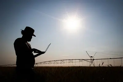 A imagem contém inovação tecnológica no campo
