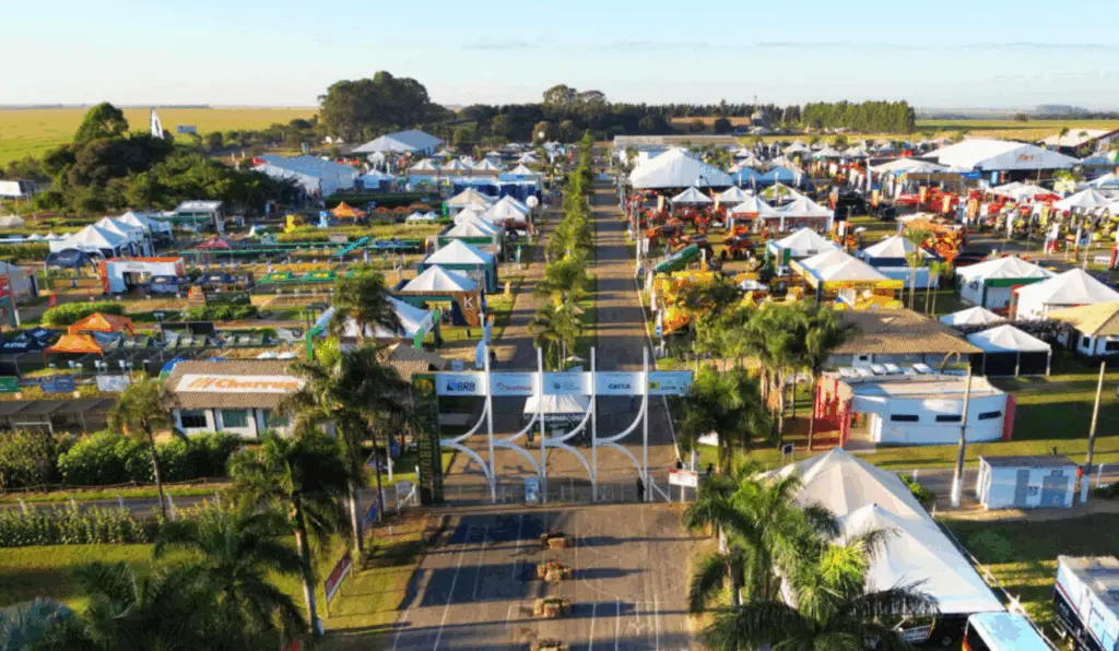 AgroBrasília acontece até o próximo sábado (24) AgroBrasília acontece até o próximo sábado (24)