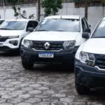 A imagem exibe os veículos entregue à Empaer na Paraíba