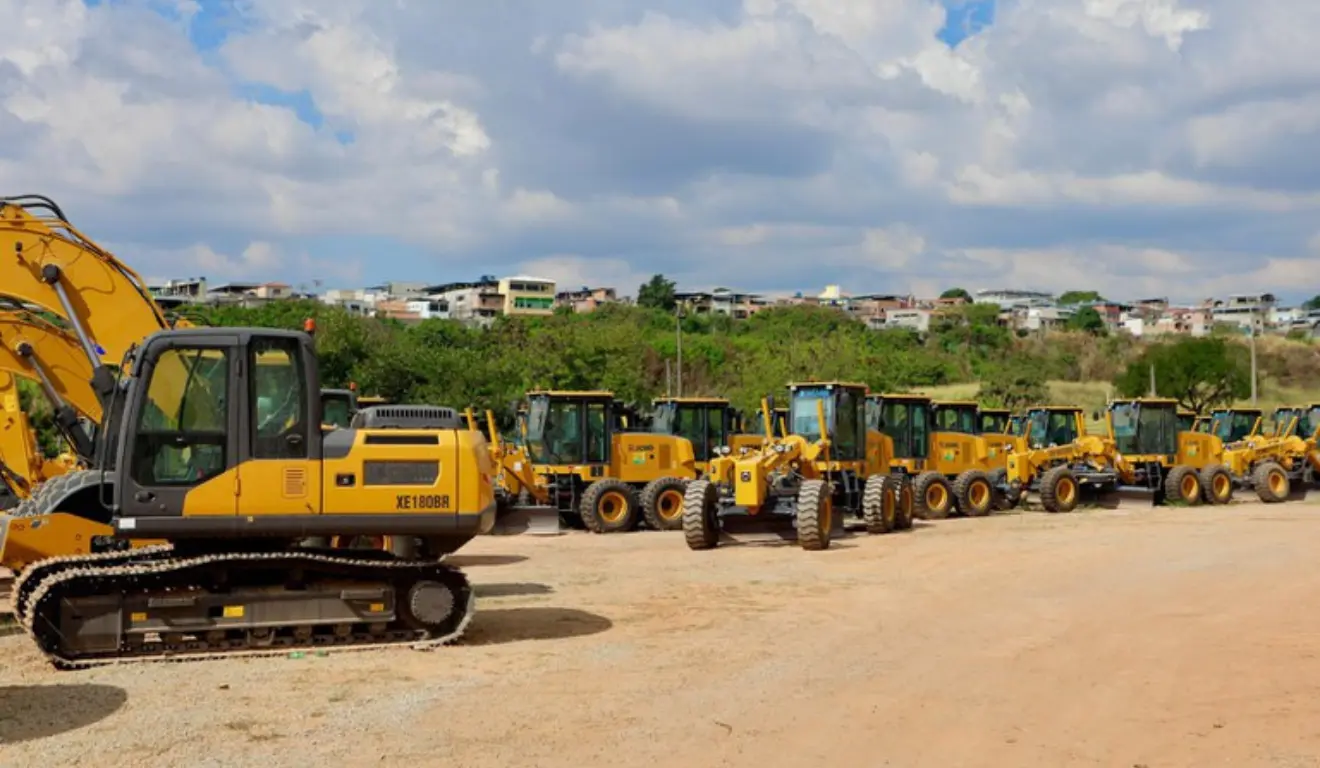 O Promaq realizou a entrega de 318 máquinas agrícolas nesta quinta-feira (12), destinadas a 301 cidades em Minas Gerais.