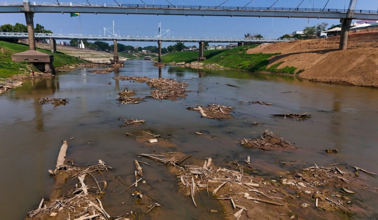 O governo do Acre decretou, ontem (6), que o Estado está em situação de emergência em decorrência da estiagem e do aumento das temperaturas