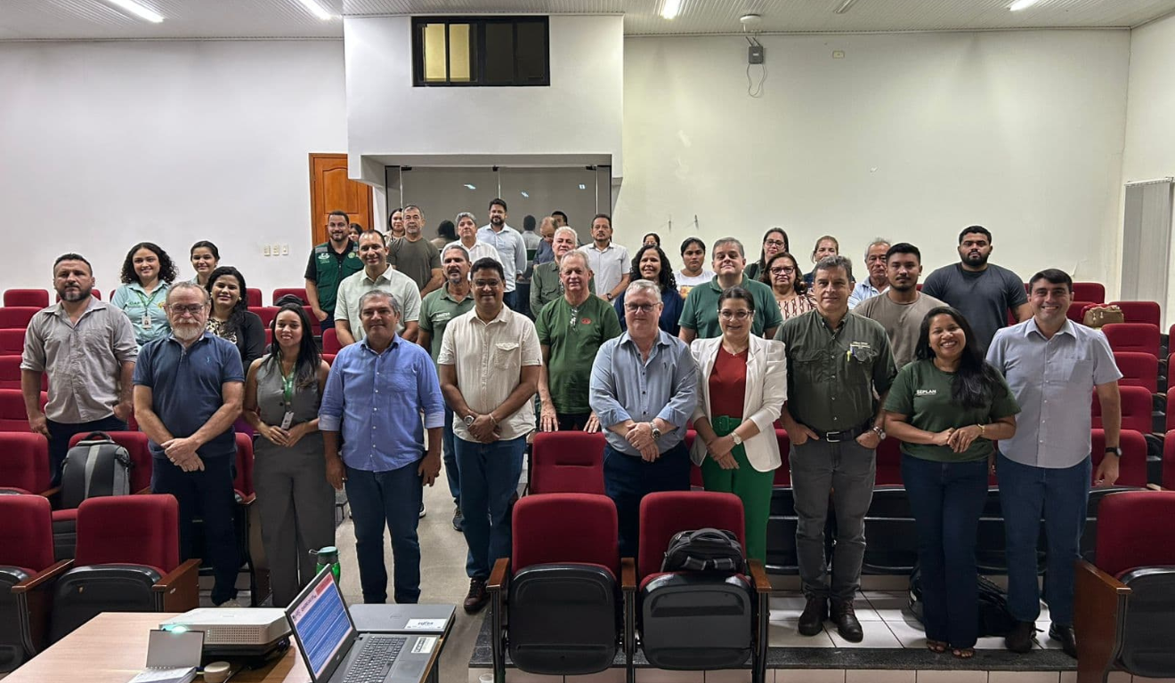 O Governo do Acre, através da Secretaria de Estado de Agricultura (Seagri), avançou no projeto que cria o Plano ABC+ (Agricultura de Baixo Carbono)
