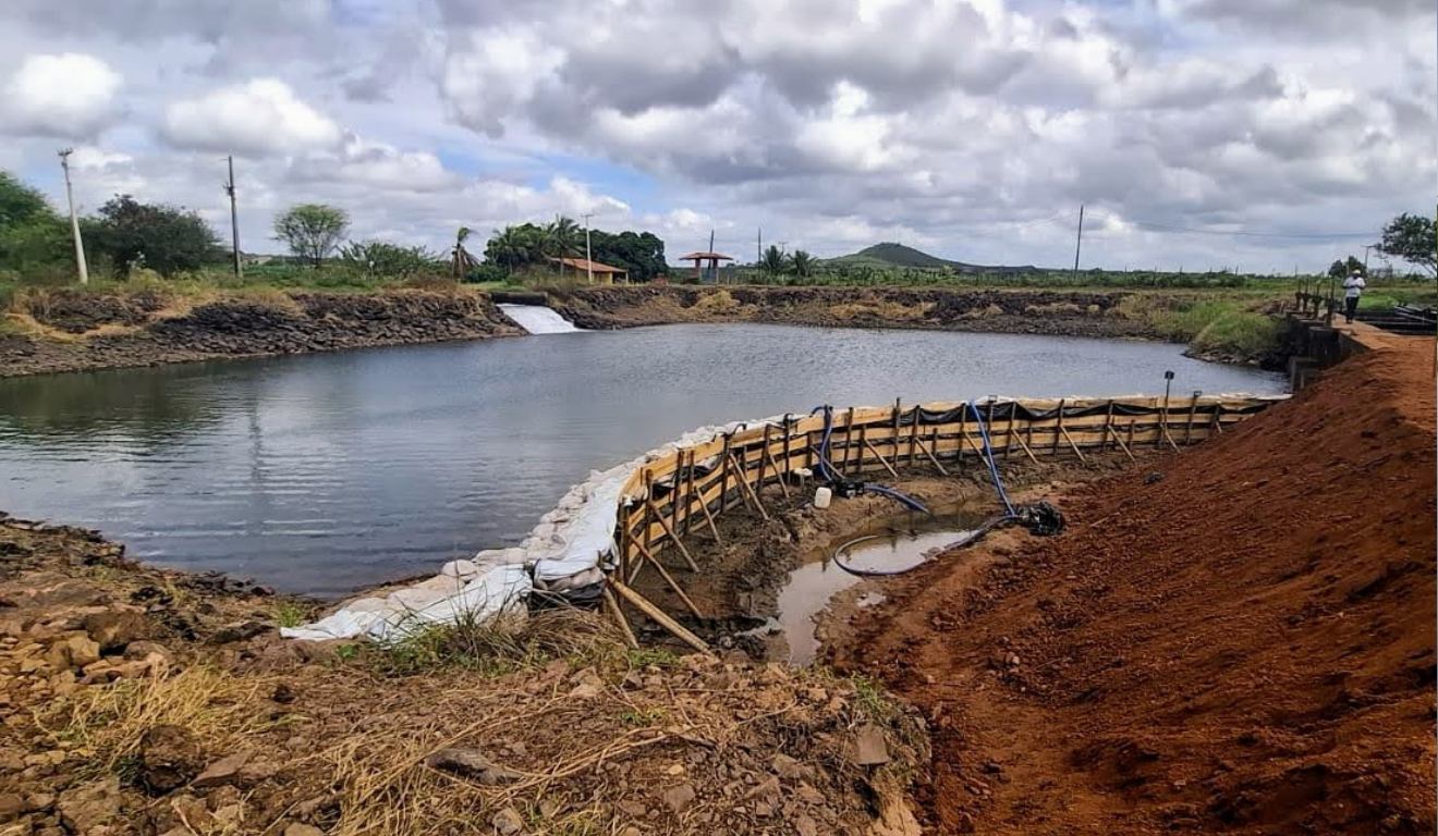O Governo de Sergipe concluiu, nesta semana, as obras do perímetro irrigado estadual de Canindé de São Francisco, no Alto Sertão O Governo de Sergipe concluiu, nesta semana, as obras do perímetro irrigado estadual de Canindé de São Francisco, no Alto Sertão