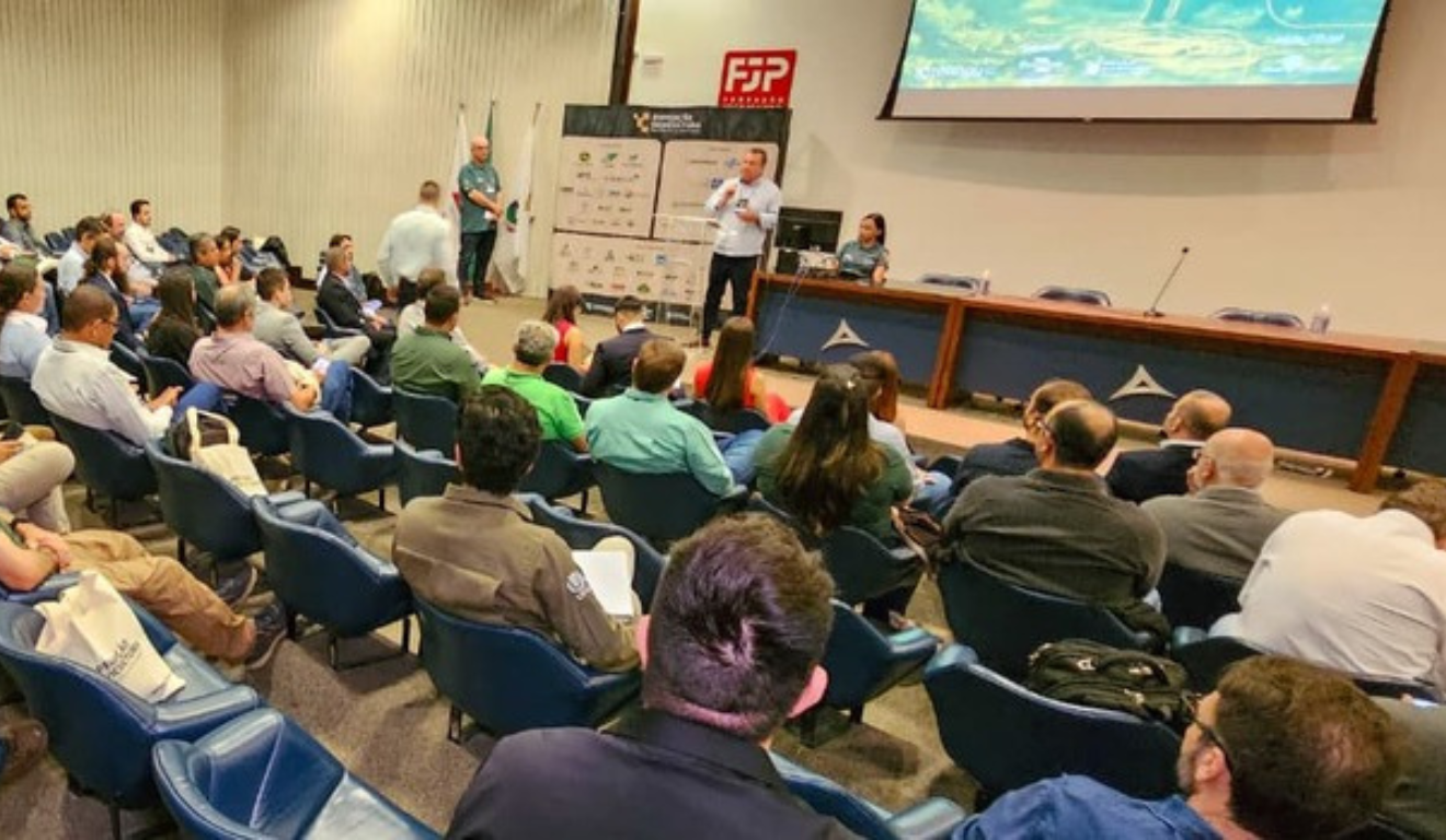 O Governo de Minas Gerais, por meio da Secretaria de Agricultura, Pecuária e Abastecimento (Seapa), iniciou um projeto de mapeamento florestal pioneiro no Brasil