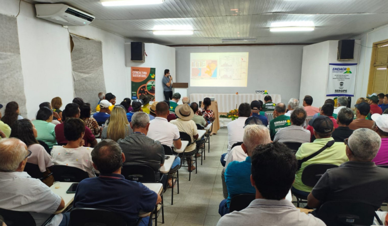 O Governo do Estado do Sergipe realizou, ontem (24), o I Seminário sobre Citricultura Sustentável