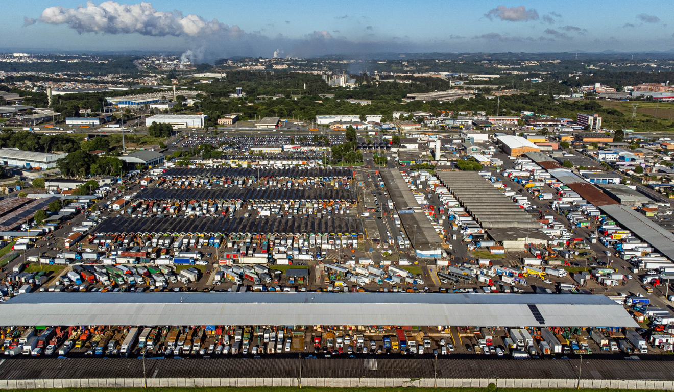 Central de Abastecimento do Paraná (Ceasa Paraná), unidade de Curitiba, foi a primeira do Brasil a conquistar a certificação NBR ISO 14001:2015. O reconhecimento agora está sendo ampliado para as demais unidades, localizadas em Maringá, Londrina, Cascavel e Foz do Iguaçu
