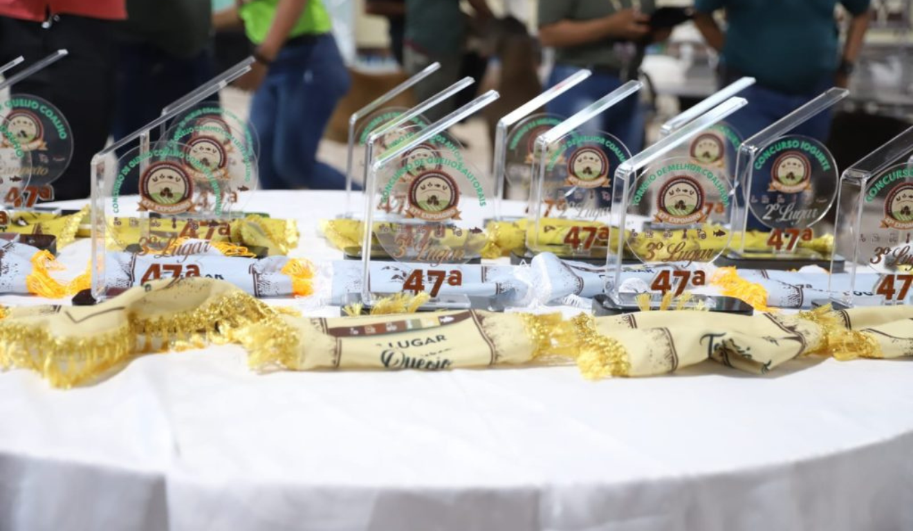 O Governo do Amazonas, através da Secretaria de Estado de Produção Rural (Sepror), realizou no domingo (5), durante a 47ª Exposição Agropecuária do Amazonas (Expoagro), as premiações para os vencedores dos concursos de Queijo