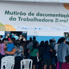 Os mutirões de documentação para mulheres rurais começaram na terceira fase do Projeto Dom Hélder Câmara. A ação é uma parceria entre o Ministério do Desenvolvimento Agrário e Agricultura Familiar (MDA) e o Instituto Federal do Piauí (IFPI) Os mutirões de documentação para mulheres rurais começaram na terceira fase do Projeto Dom Hélder Câmara. A ação é uma parceria entre o Ministério do Desenvolvimento Agrário e Agricultura Familiar (MDA) e o Instituto Federal do Piauí (IFPI)