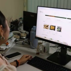 A agricultura familiar do Ceará ganhou uma nova plataforma, com o objetivo de auxiliar pequenos e médios produtores a alcançar mais público. O Raízes Cearenses, desenvolvido pela Empresa de Tecnologia da Informação do Ceará (Etice),em parceria com a Empresa de Assistência Técnica e Extensão Rural do Ceará (Ematerce).