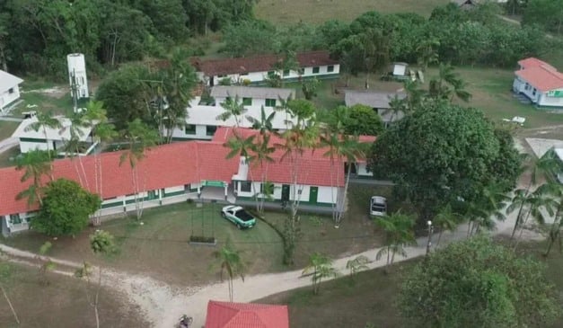 A Empresa de Assistência Técnica e Extensão Rural do Pará (Emater-Pará) completa nesta quarta-feira (3) seis décadas de atuação no apoio à agricultura familiar, marcadas pela ampliação de políticas públicas, inclusão social e práticas produtivas sustentáveis. Presente nos 144 municípios do Estado, a instituição celebra 60 anos reforçando seu papel no desenvolvimento rural e na preservação ambiental.