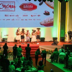 Rondônia recebeu no sábado (6), em Cacoal, o 7º Concurso Nacional de Cacau Especial, primeira edição realizada no estado. O encontro reuniu produtores e profissionais do setor e destacou a crescente relevância de Rondônia na produção de cacau no país.