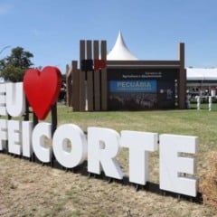 A Feicorte, uma das principais feiras da cadeia produtiva da carne no Brasil, prepara uma edição internacional para 2026. O evento, marcado para ocorrer de 23 a 26 de junho em Presidente Prudente (SP), foi lançado no dia 27  de novembro pela Secretaria de Agricultura e Abastecimento de São Paulo (SAA), que destacou o novo posicionamento da feira e as novidades previstas para o próximo ciclo.