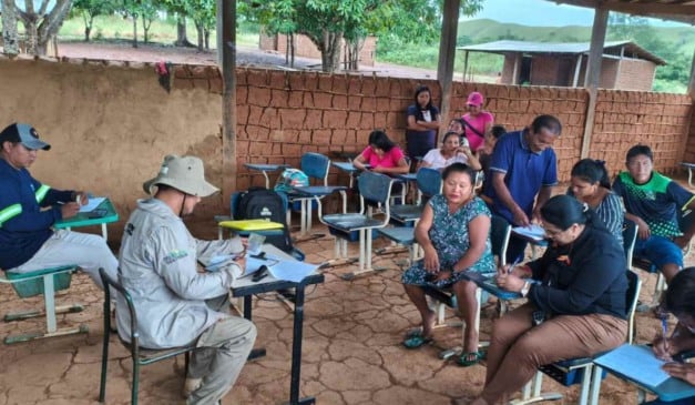 O Governo de Roraima iniciou o pagamento da primeira parcela do Fomento Rural 2025, beneficiando 297 agricultores familiares dos 15 municípios do Estado. A liberação, realizada em parceria com o Ministério do Desenvolvimento Social, segue disponível até 31 de dezembro.