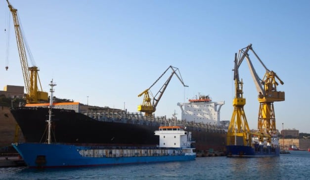 O Ministério da Agricultura e Pecuária (Mapa) lançou um painel digital interativo que reúne, de forma clara e acessível, os 500 novos mercados para produtos do agronegócio brasileiro abertos desde 2023 em todos os continentes, consolidando as aberturas comerciais obtidas pela atual gestão por meio da Secretaria de Comércio e Relações Internacionais.