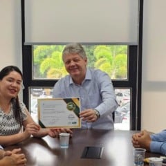 O Consórcio Sul-Fronteira recebeu na segunda-feira (8) o certificado do Programa de Apoio à Comercialização de Produtos de Origem Animal de Mato Grosso do Sul (PACPOA-MS), autorização que libera pequenas agroindústrias de sete municípios da região sul a comercializarem produtos de origem animal em todo o Mato Grosso do Sul.