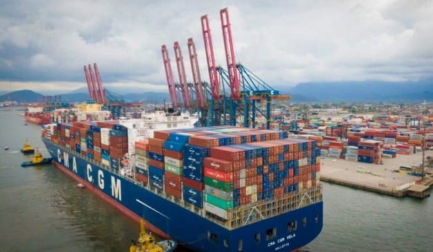 O agronegócio de São Paulo fechou os primeiros 11 meses de 2025 com um superávit de US$ 21,07 bilhões, mantendo o estado entre os principais exportadores do setor no país. De janeiro a novembro, as exportações do agro paulista somaram US$ 26,35 bilhões, enquanto as importações ficaram em US$ 5,28 bilhões.