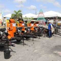 Segundo dados da Secretaria de Desenvolvimento Rural (SDR) da Bahia, o governo estadual entregou m&aacute;quinas e equipamentos agr&iacute;colas em 21 munic&iacute;pios. Os principais beneficiados foram associa&ccedil;&otilde;es da agricultura familiar, cooperativas e prefeituras municipais